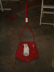 Old mower 003.jpg