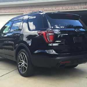 2016 Ford Explorer Sport