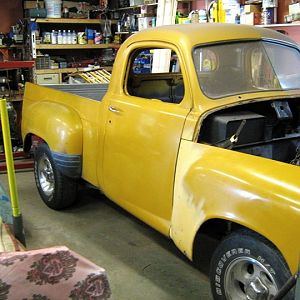 Studebaker truck body on '96 Explorer chassis