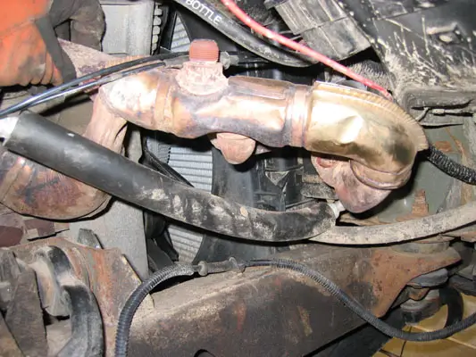 1342223_Passenger_Manifold_removal.jpg