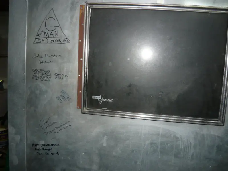 002.JPG