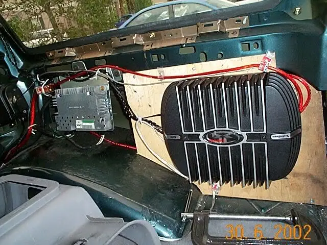 004_AllWiredUp.jpg