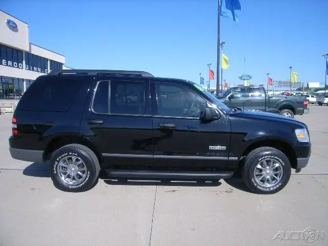 06Explorer.jpg