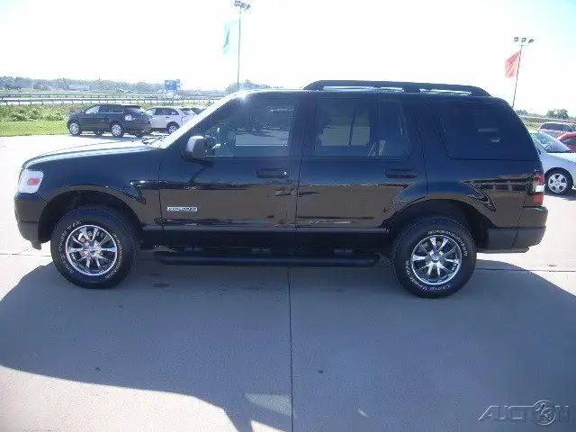 06Explorer3.jpg