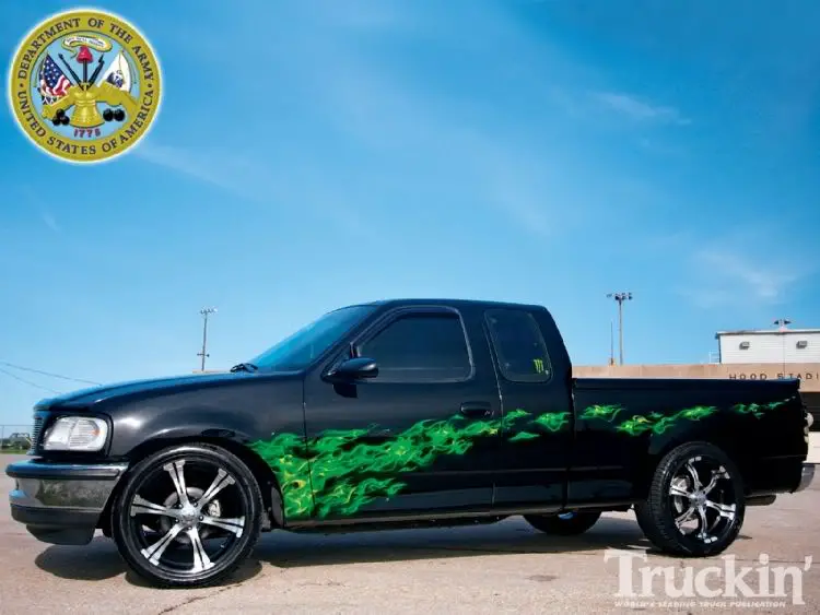 1010tr_011999_ford_f150left_side_angle.jpg