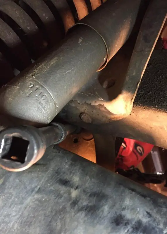11 Drv Side Mount Nut w_Extnsns.jpg