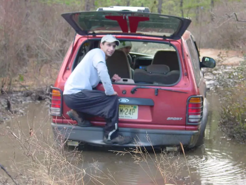 12637stuck_pose2.jpg
