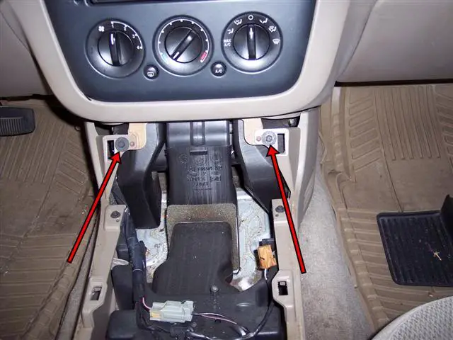 12jInstall2frontscrews.jpg