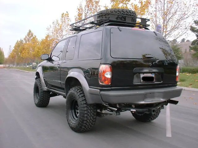 150l_corner_rear2a.jpg