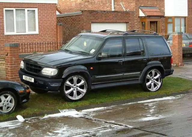 1600ex22s1-med.jpg