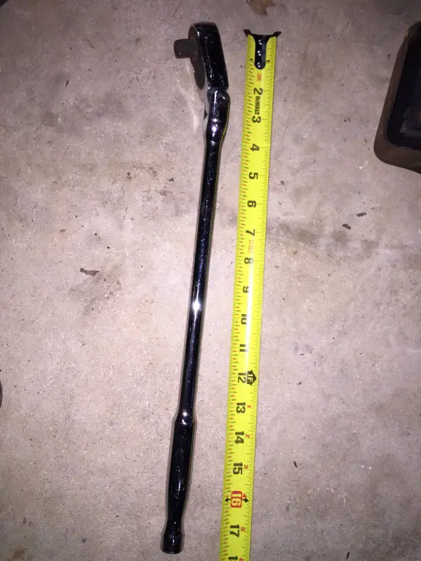 18 1_2 Drv Flex Head Ratchet.jpg