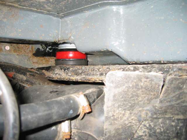 18205Body_mount_4L_WEB-med.jpg