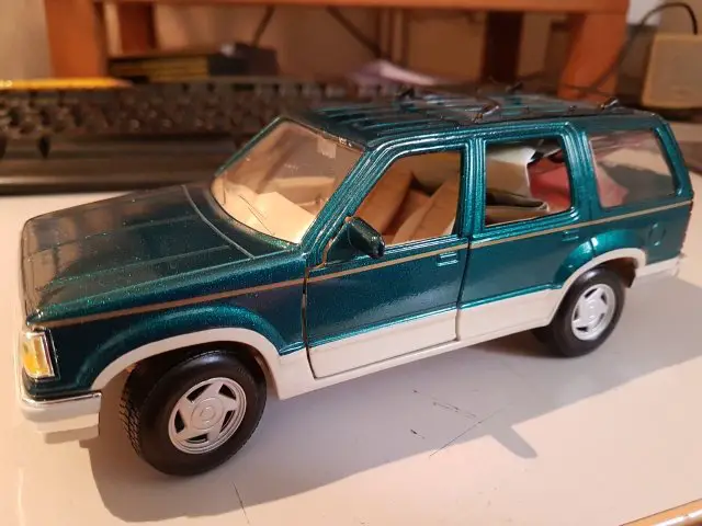 1ser Modell_.jpg