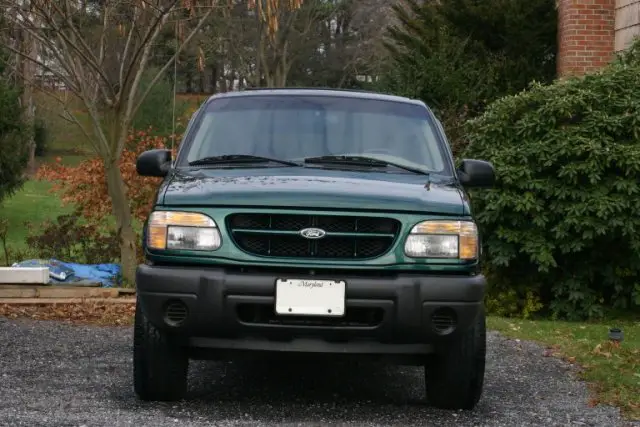 2000 Explorer_11-04_ 005small 75per.jpg