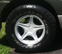 2000 Mustang GT Rim.JPG