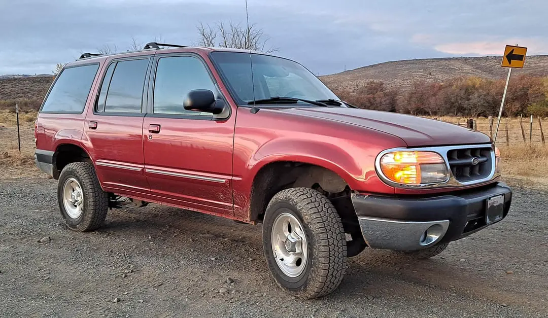 2000-xlt-4x4-v0-unpwvbrc5dme1.jpg