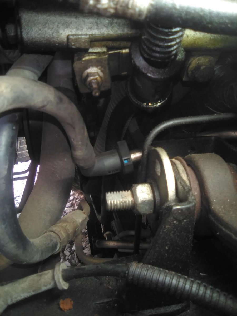 2002 ST vapor return line.jpg