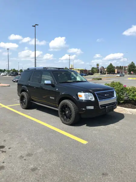 2008Explorer1.jpg
