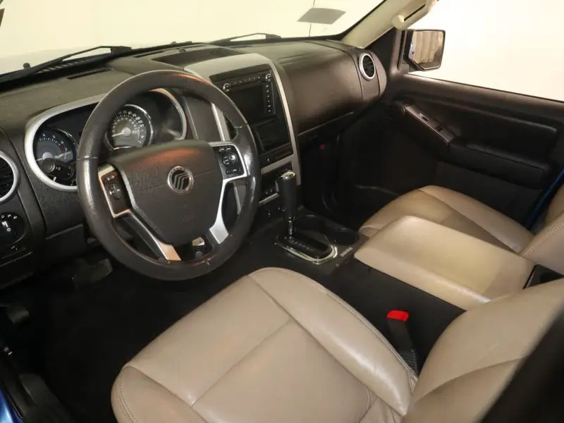 2010_mercury_mountaineer-pic-1761551558025301408-1024x768.jpeg