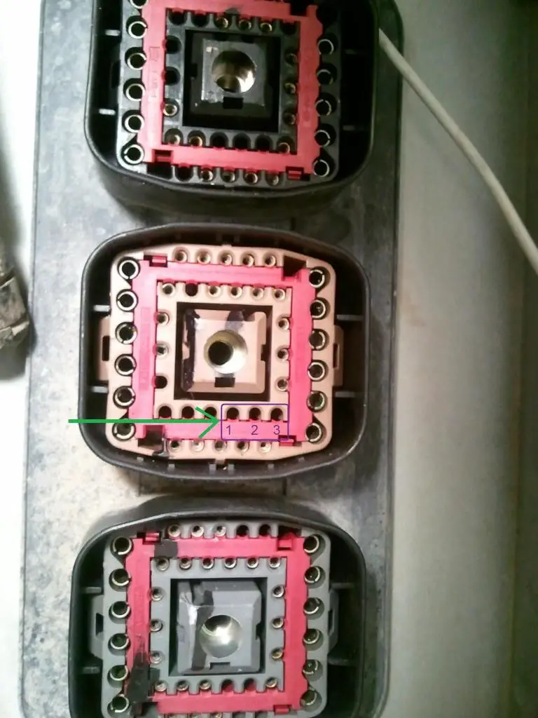 2011-09-29225059-1.jpg