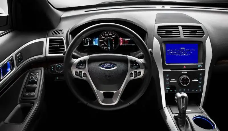 2011_ford_explorer_17.jpg