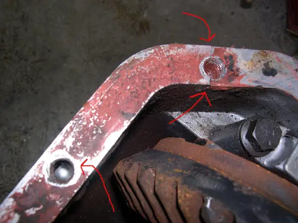 21207cracks_in_front_diff.jpg