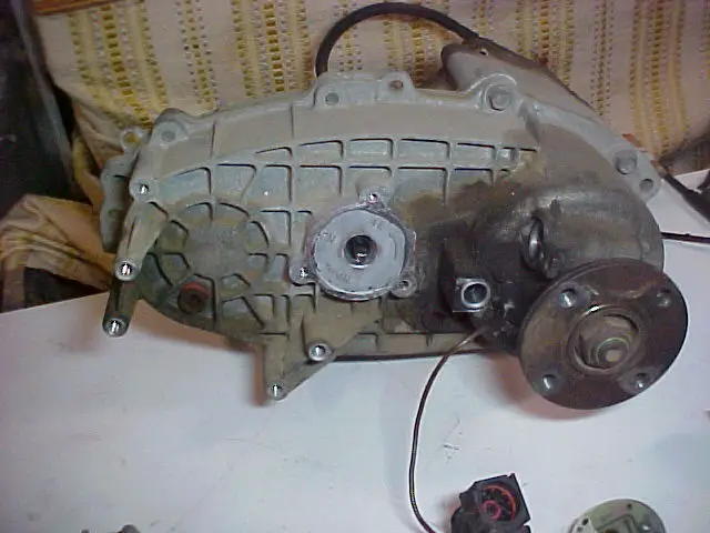 27133Tcase01.jpg