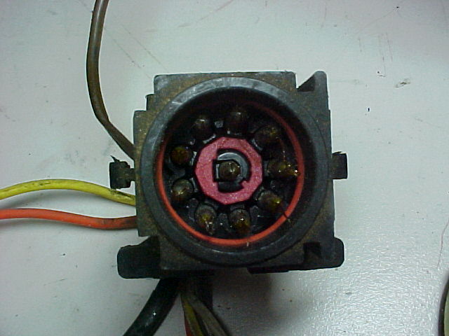 27133Tcase05.jpg