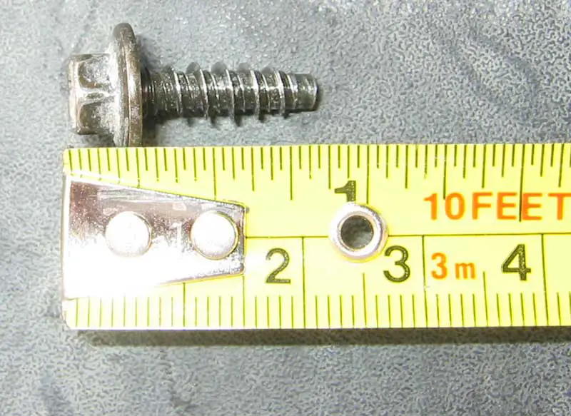 28419Engine_Cover_Bolt.jpg
