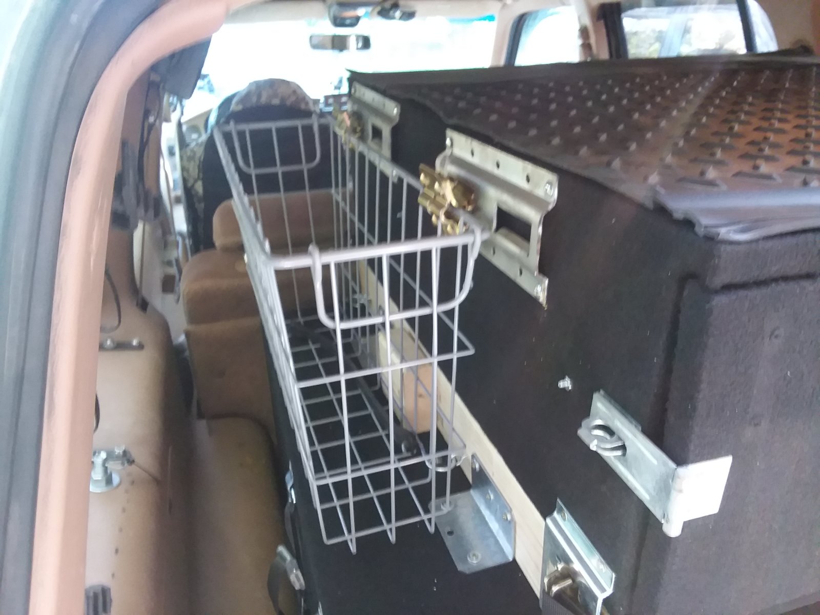 2ft x 1ft storage basket.jpg