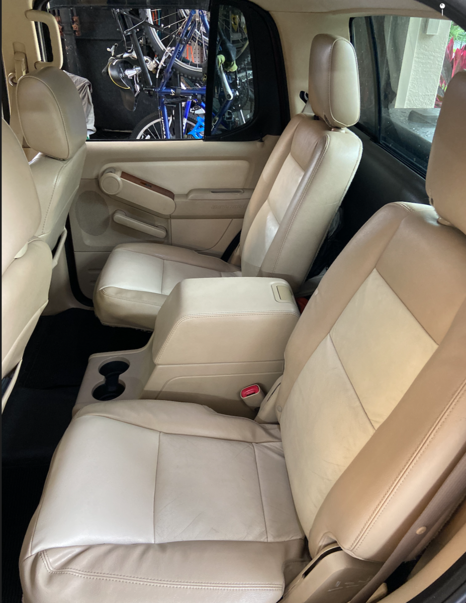 Rear Bucket Seats in a Sport Trac  Ford Explorer Forums - Serious