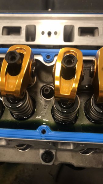 347 rockers oiling.jpg
