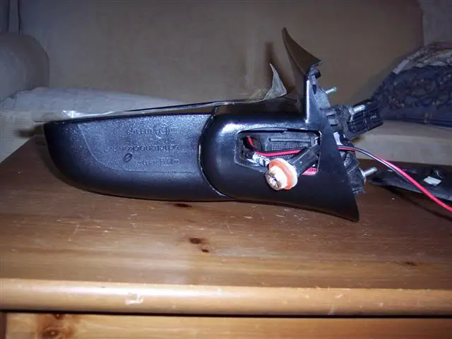 3hFinishRoutingWireThroughMirrorHousing.jpg