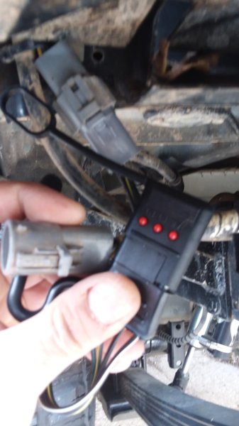 4 pin tester.jpg