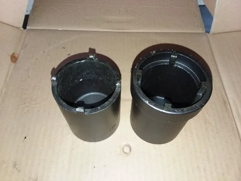 4wd locknut sockets.jpg