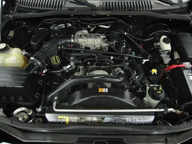 4ZB0444627.jpg