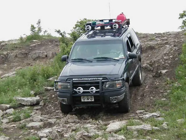 6646explorer_tuttle4-med.jpg
