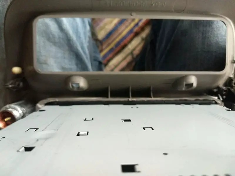 6BottomGap.jpg