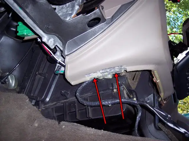 6jViewofdashcutwithfoamremoved.jpg