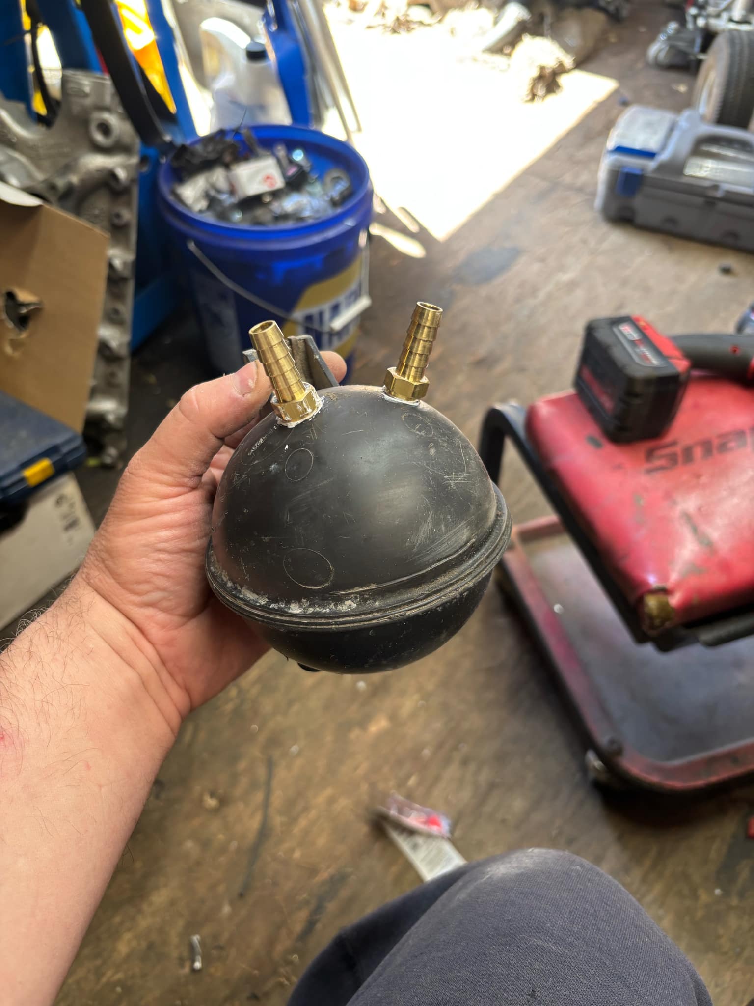 7801ec04-cae0-444e-bba8-7192d1f4d8bf.jpg