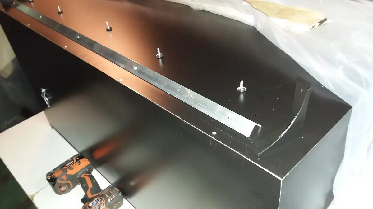 8 Chuck box corner and trim loose.jpg