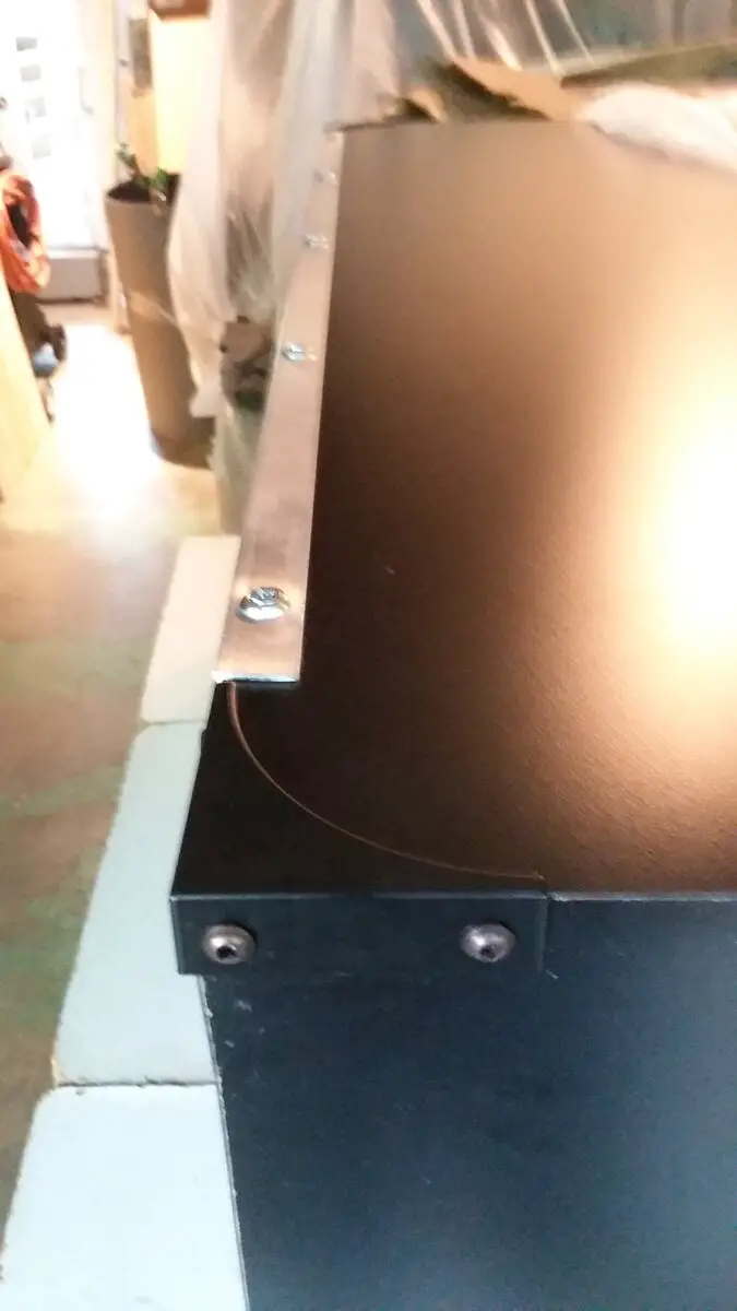 9 Chuck box corner on.jpg