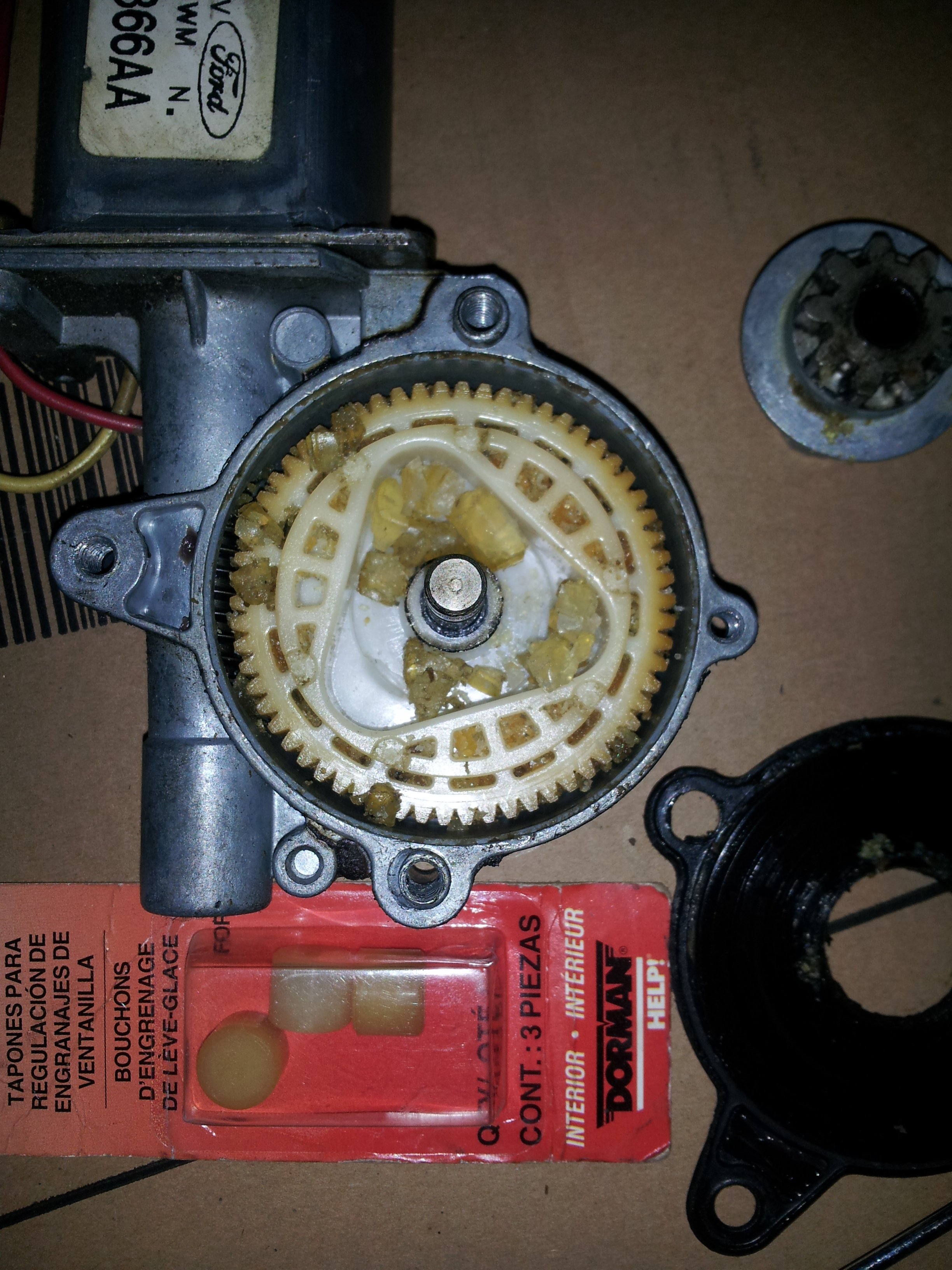94 Dr Front Window motor rebuild.jpg