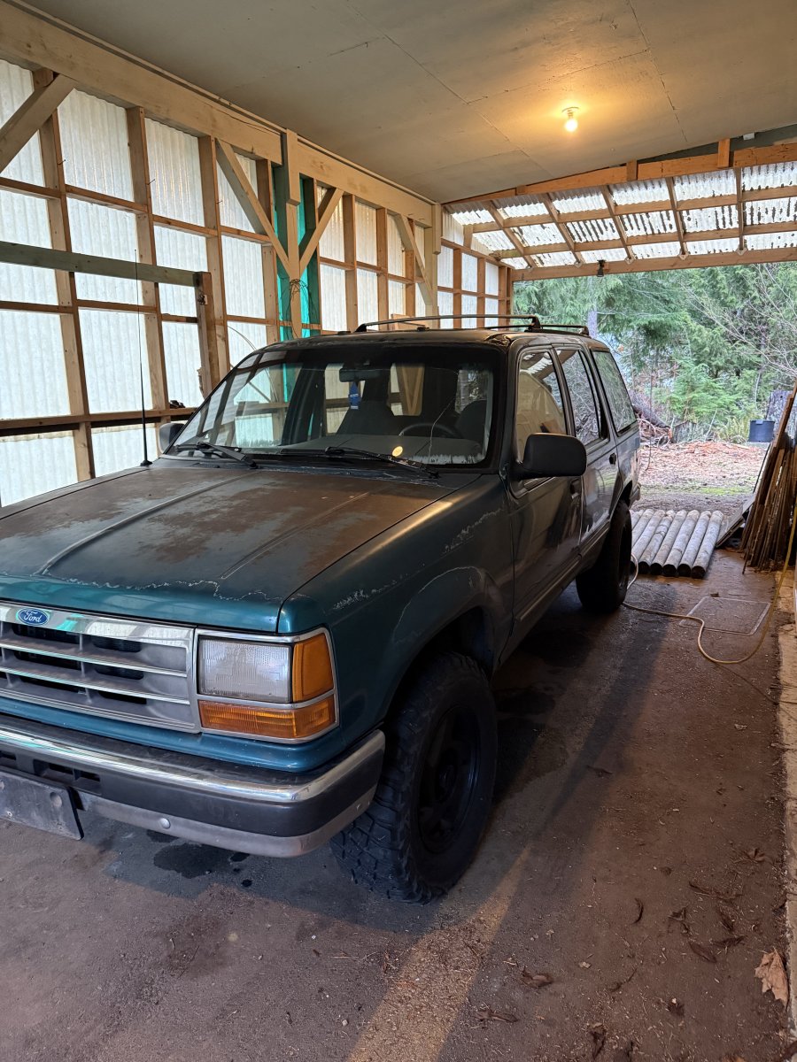 94 Explorer 02.jpeg