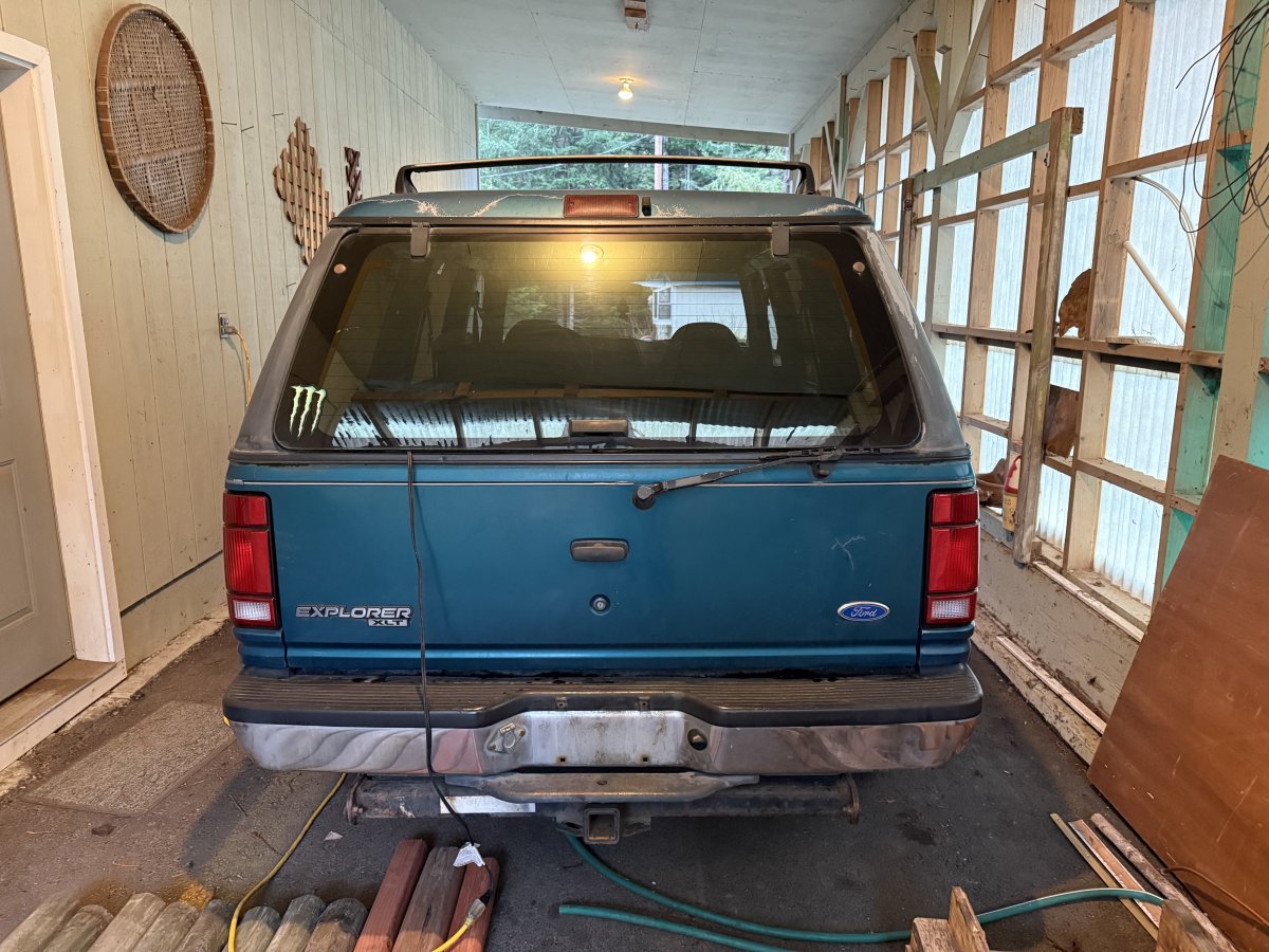 94 Explorer 05.jpeg