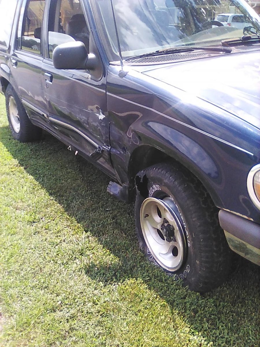 97EXwreck1.jpg