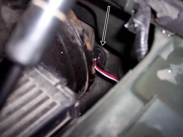 9caDRIVERONLY-RouteWireToTurnSignal.jpg