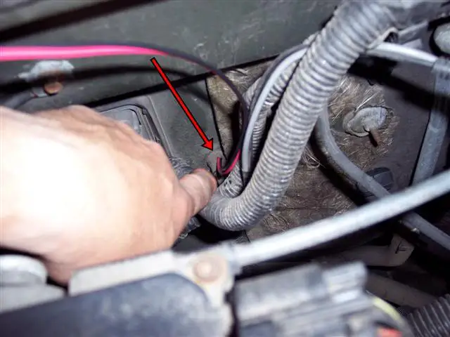 9kaPASSONLY-RouteWiretoturnSignal.jpg