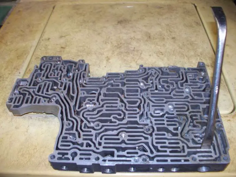 _a_brake_adjusting_tool_behind_the_stuck_end_plug_.jpg