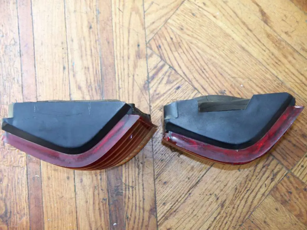 A_template_is_made_from_the_cut_taillight_.jpg